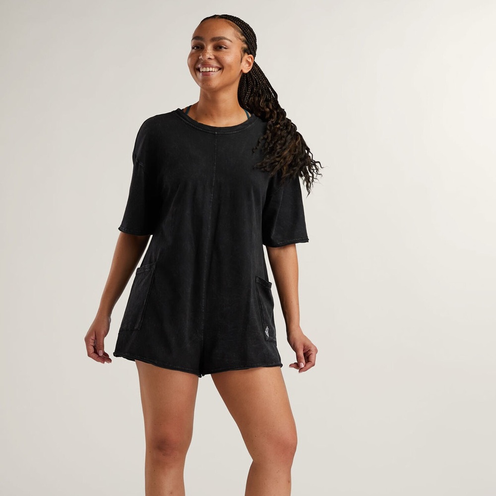 Casual Black HOTSHOT Short-Sleeve Pocket Romper